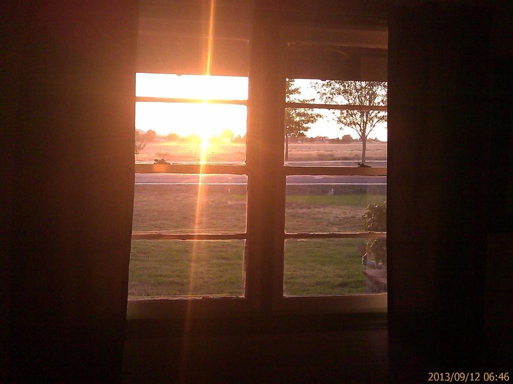 Ranch Motel 2*